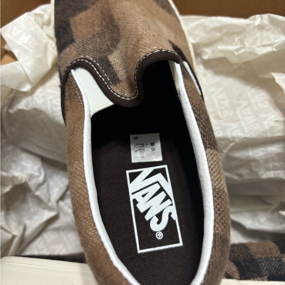 Vans Women's Brown Checkered Slip-On Flats NEW - Picture 2 of 7